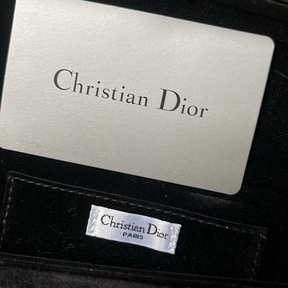 Dior New 65mm Woman’s Sunglasses with Black leather case - Picture 6 of 16